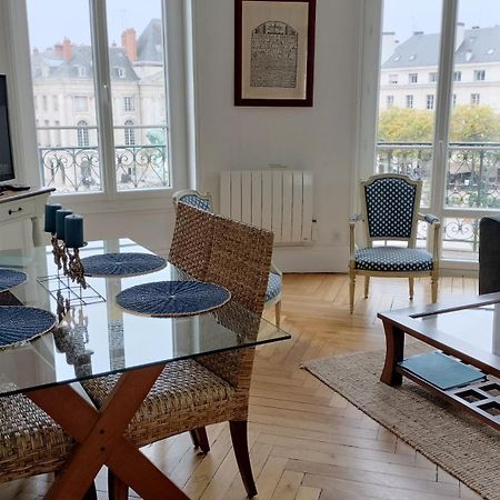 Appartement F3 Au Balcon De La Place Du Martroi Орлеан Экстерьер фото