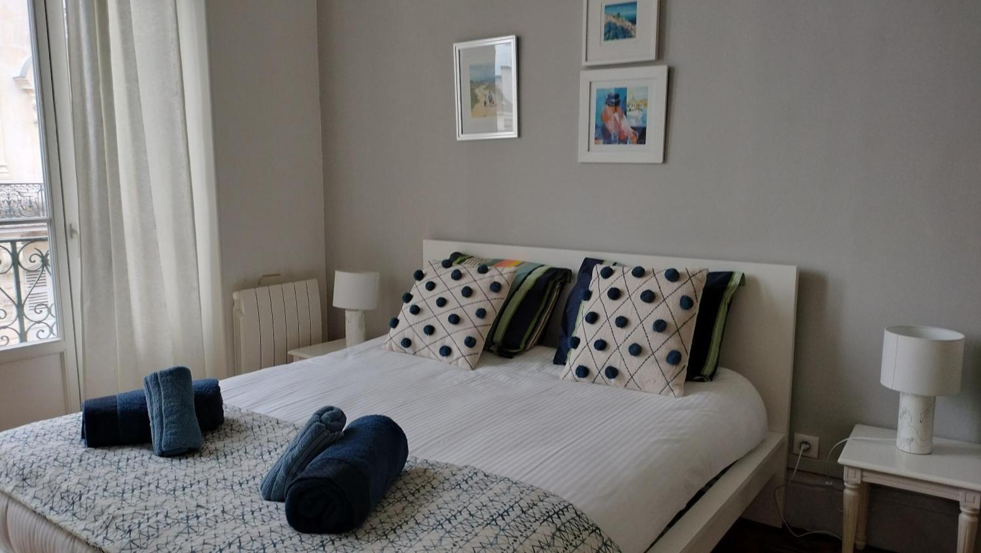 Appartement F3 Au Balcon De La Place Du Martroi Орлеан Экстерьер фото