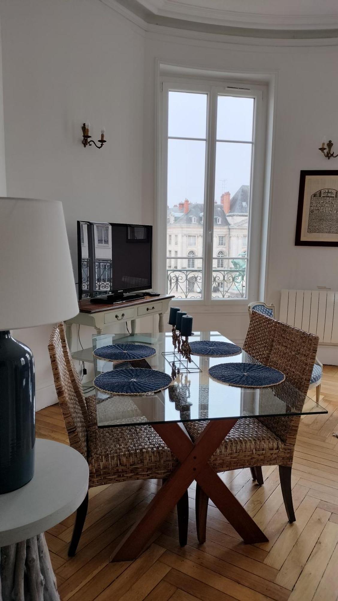 Appartement F3 Au Balcon De La Place Du Martroi Орлеан Экстерьер фото